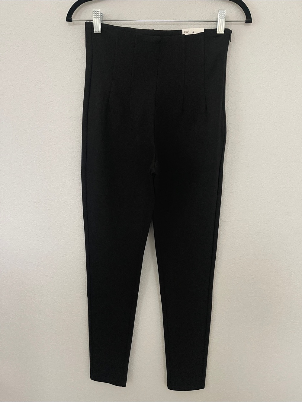 Zara Black‎ Fitted High-Waist Leggings Invisible Side Zipper Size Medium NWT